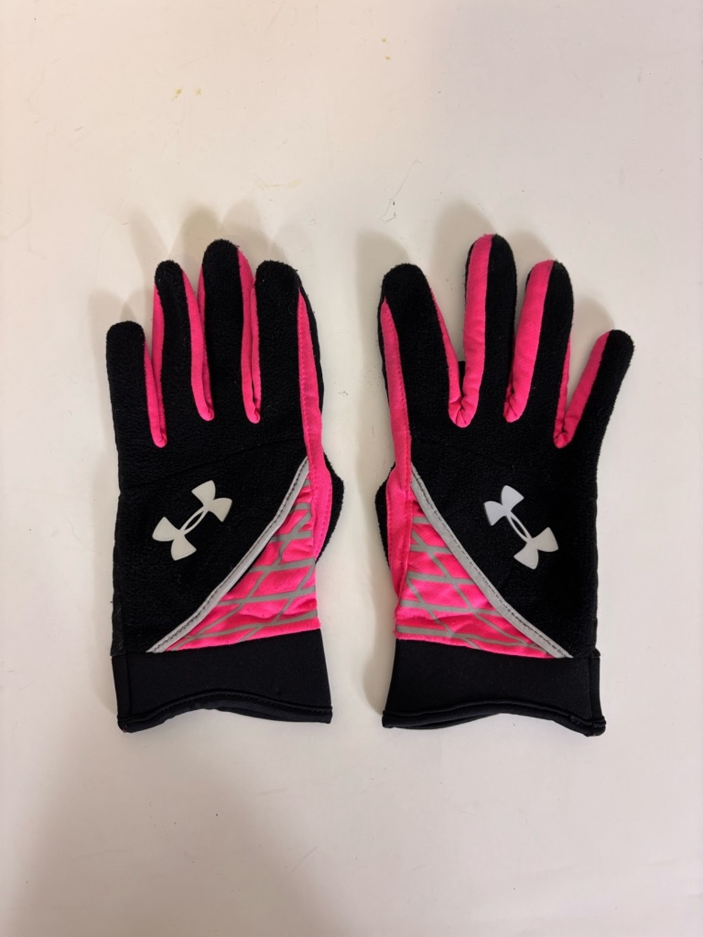 Under Armour Black and Hot Pink Training‎ Gloves with Grips Women’s Small/Medium